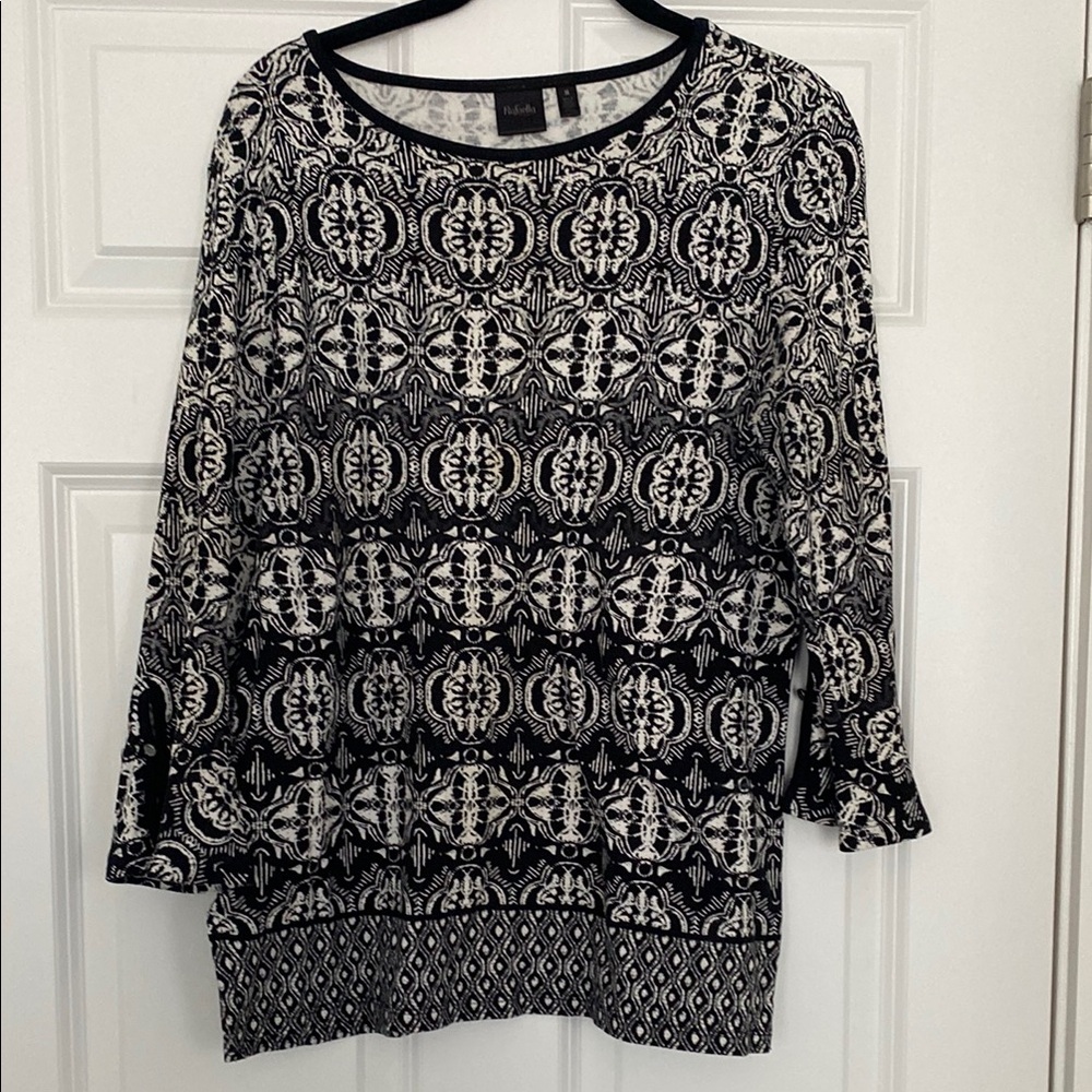 Chico's Black and White Women's Top